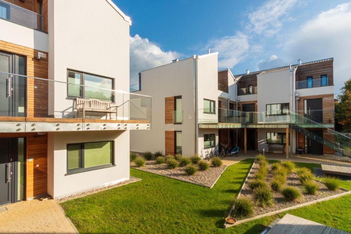 Haus-Wilhelmsplatz-Wohnung-Heimathafen Heiligenhafen Exterior foto